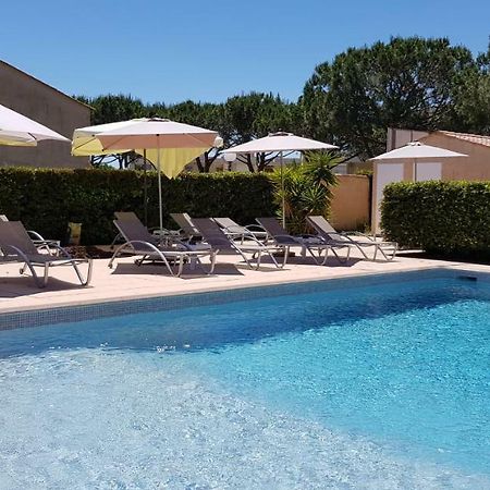 Hotel Le Galoubet Villeneuve-Loubet Exterior foto
